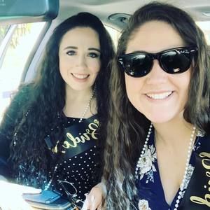 Meet your Posher, Alexis